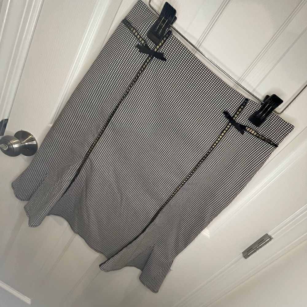 Chapter One Sportswear black white checkered skirt ribbon size 8